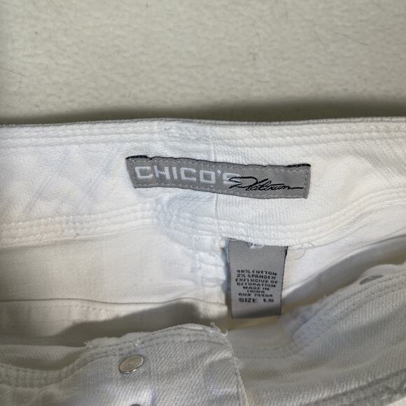 CHICO’S Platinum Optic White Denim High Rise Crop Jeans Size 1.5/ S/ 10 - EUC - Picture 3 of 8